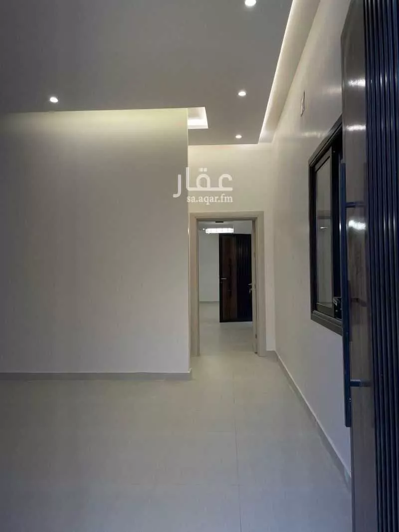 5 bedroom floor in Al Janadriyah 2