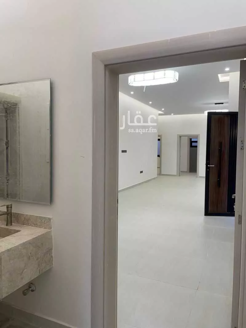 5 bedroom floor in Al Janadriyah 3