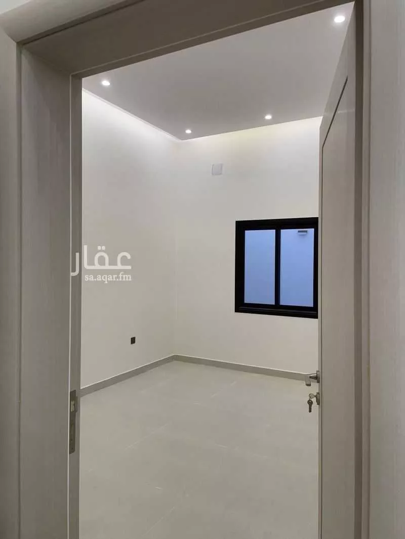 5 bedroom floor in Al Janadriyah 6
