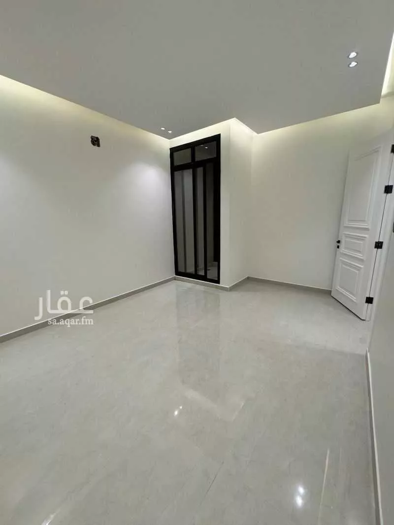 5 bedroom floor in Al Janadriyah 3