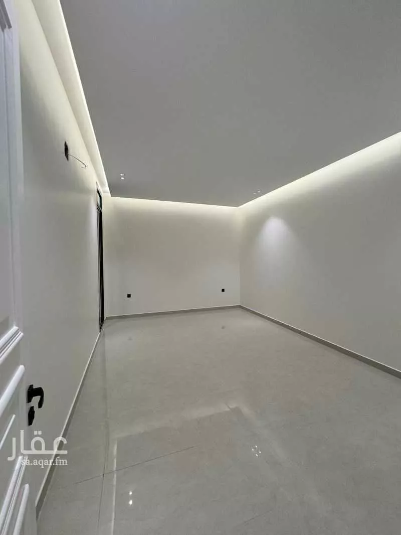5 bedroom floor in Al Janadriyah 5