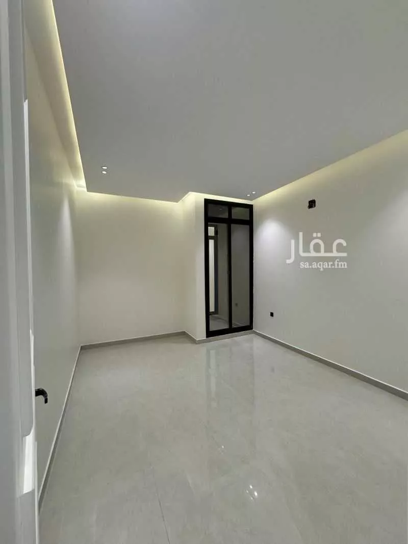 5 bedroom floor in Al Janadriyah 6
