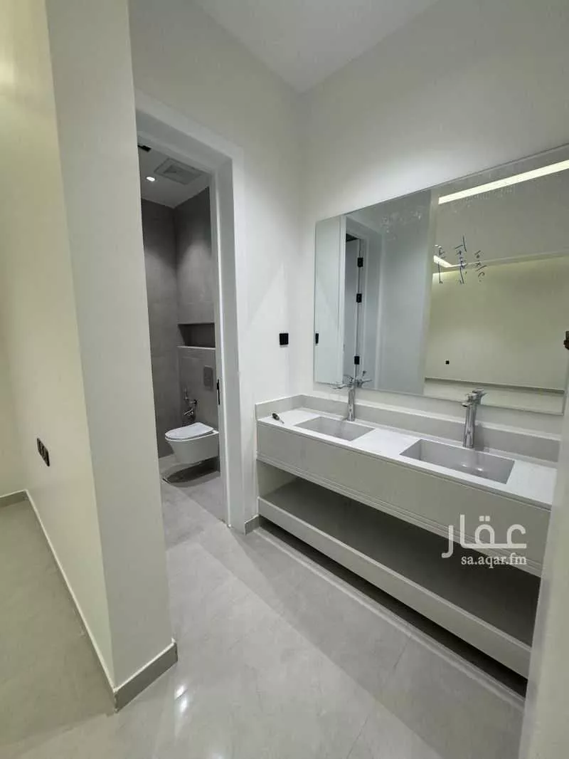 5 bedroom floor in Al Janadriyah 10