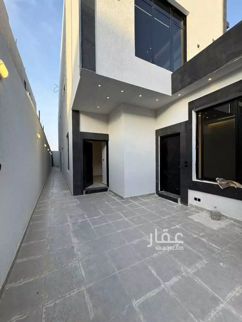 4 bedroom floor in Al Qadisiyah 2