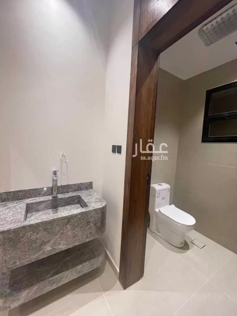 3 bedroom floor in Okaz 5