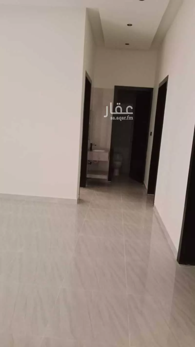 4 bedroom floor in Uhud 5