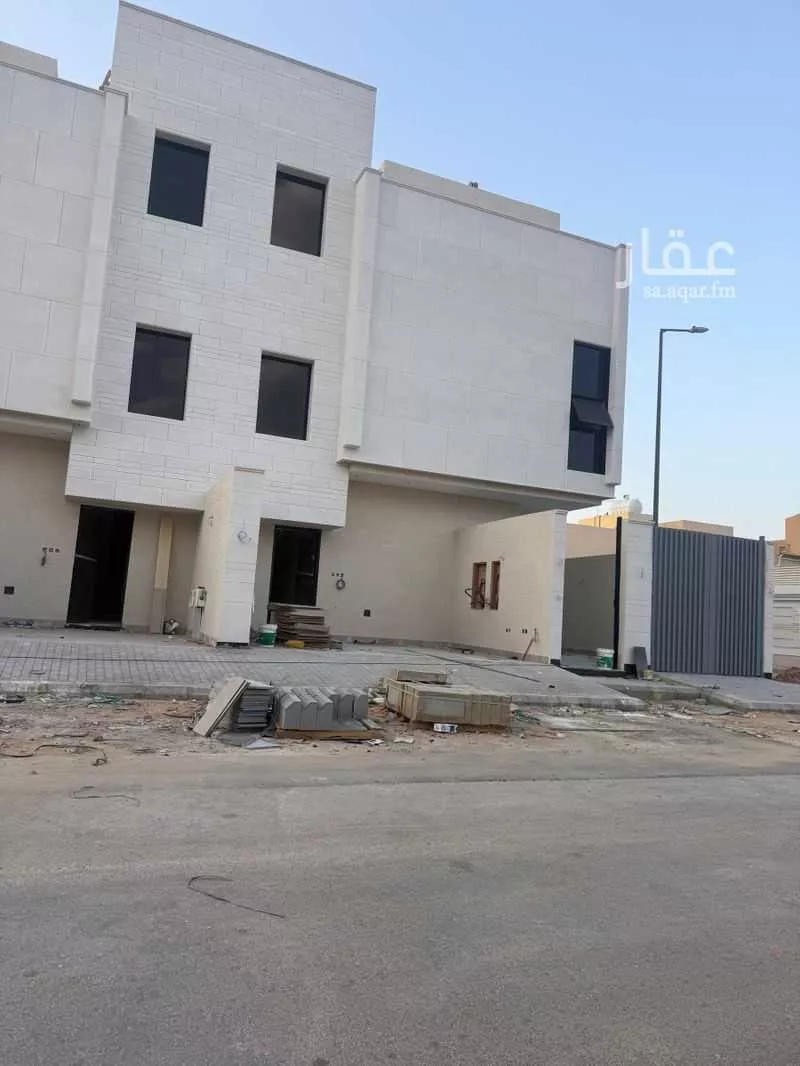 3 bedroom floor in Al Manar 10