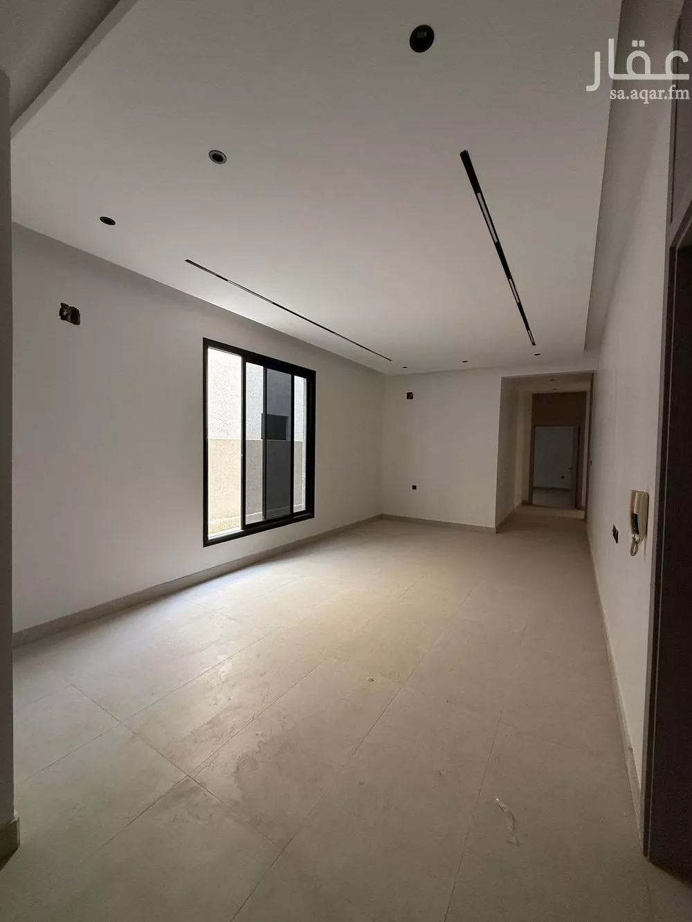 3 bedroom floor in Al Janadriyah 5