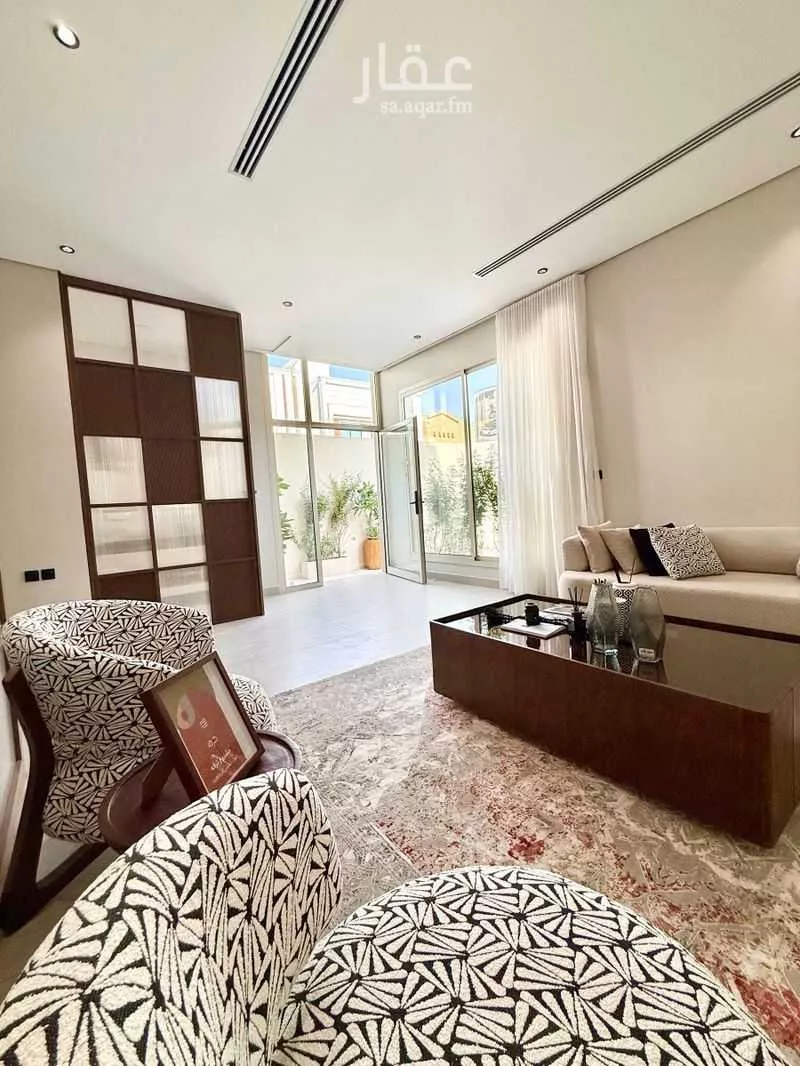 3 bedroom floor in Al Khaleej 16