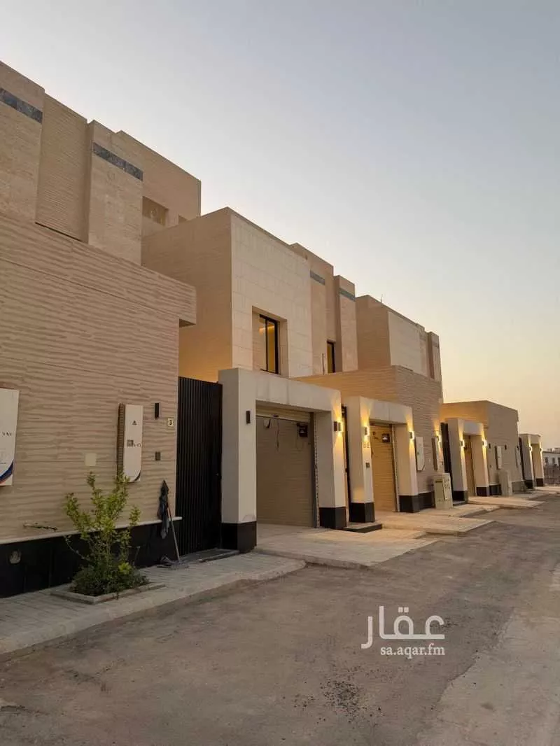 3 bedroom floor in Ash Sharq 7
