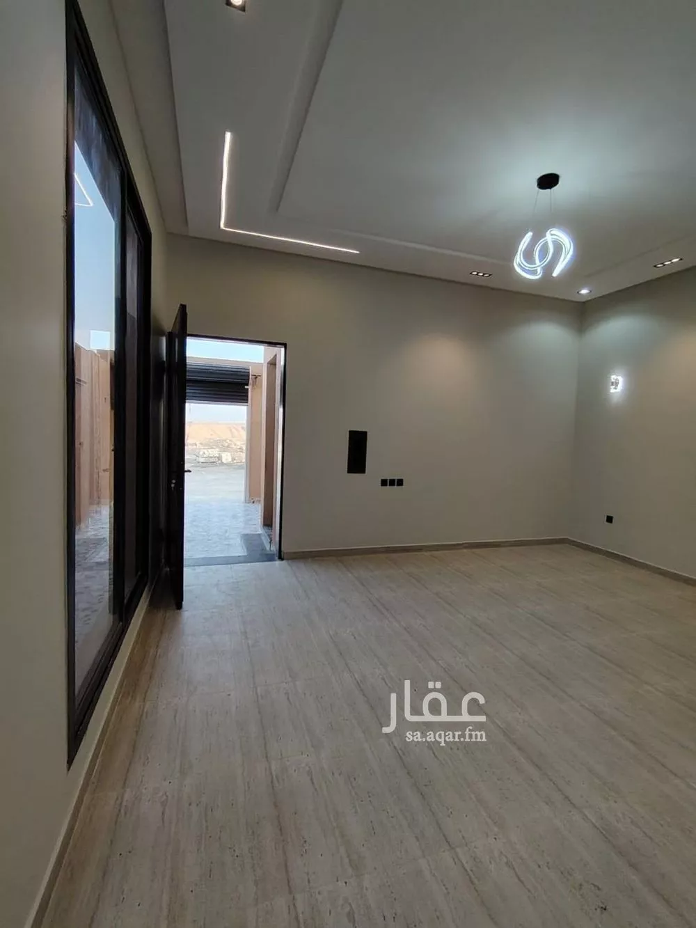 4 bedroom floor in Tuwaiq 8