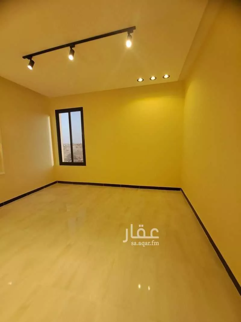 5 bedroom floor in Badr 4