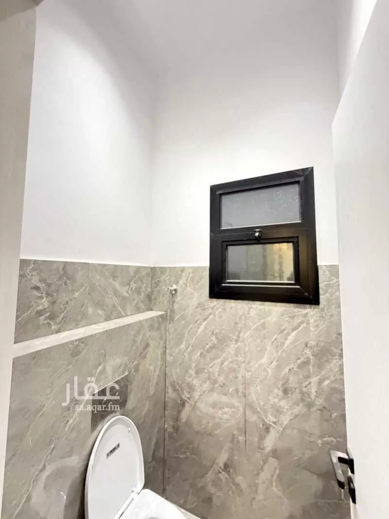 4 bedroom floor in King Fahd 14