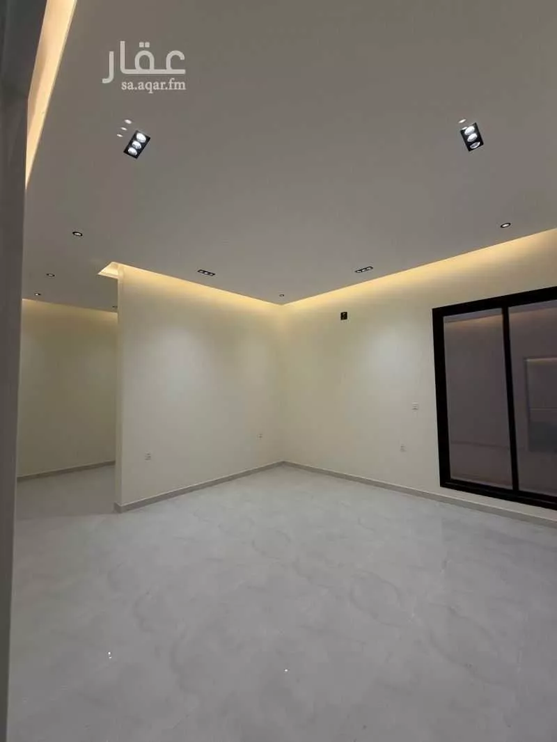 4 bedroom floor in King Fahd 18