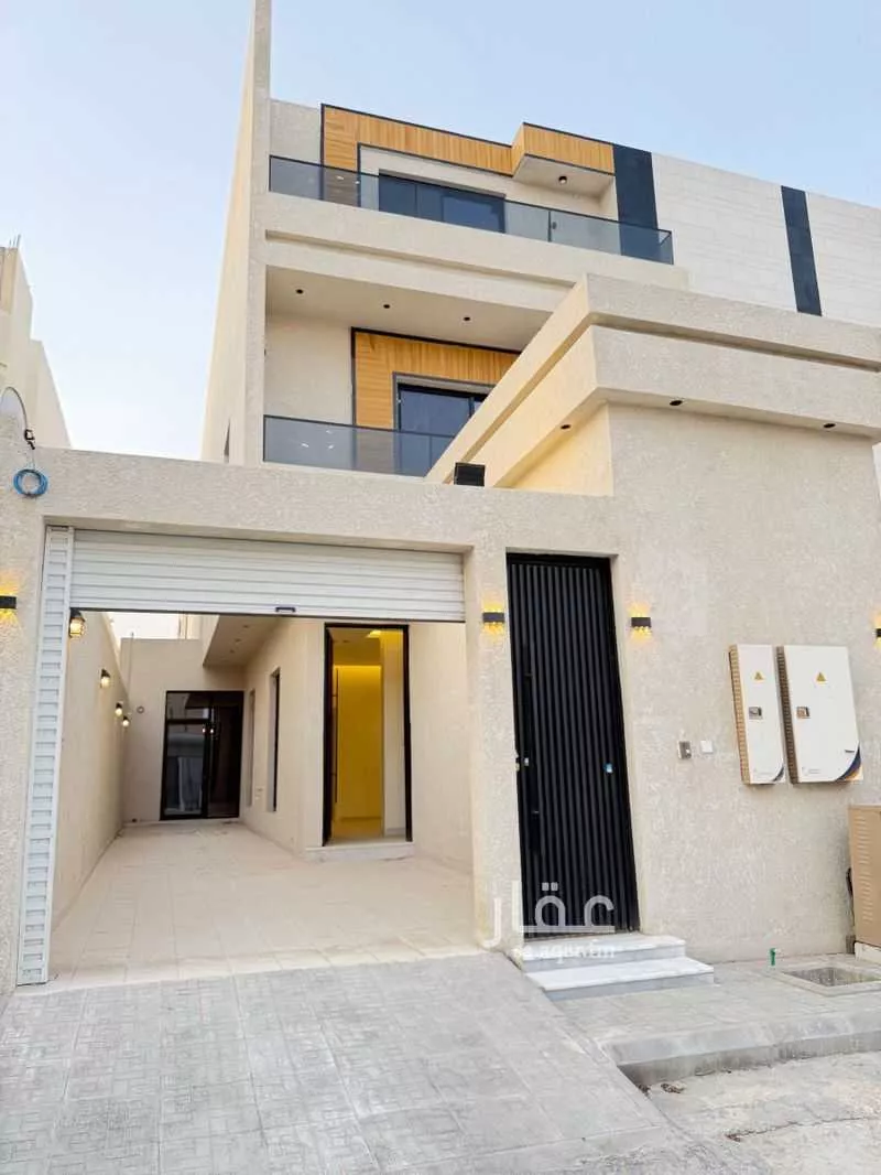 4 bedroom floor in King Fahd 6