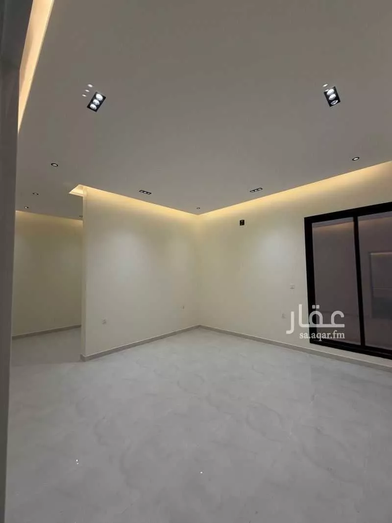 4 bedroom floor in King Fahd 9