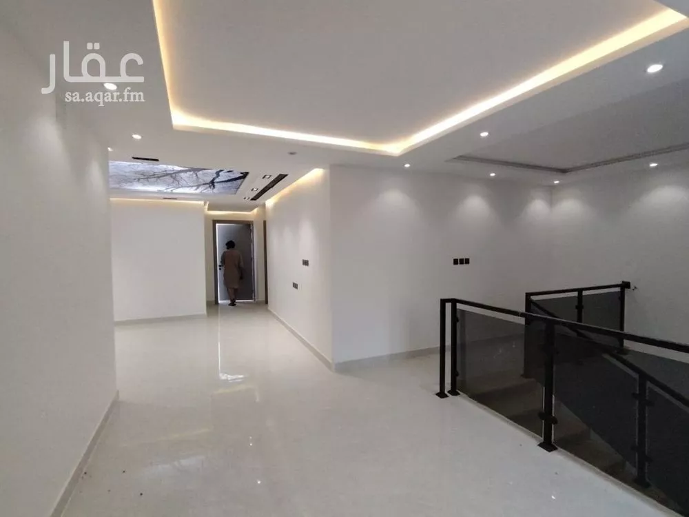 5 bedroom floor in Badr 4
