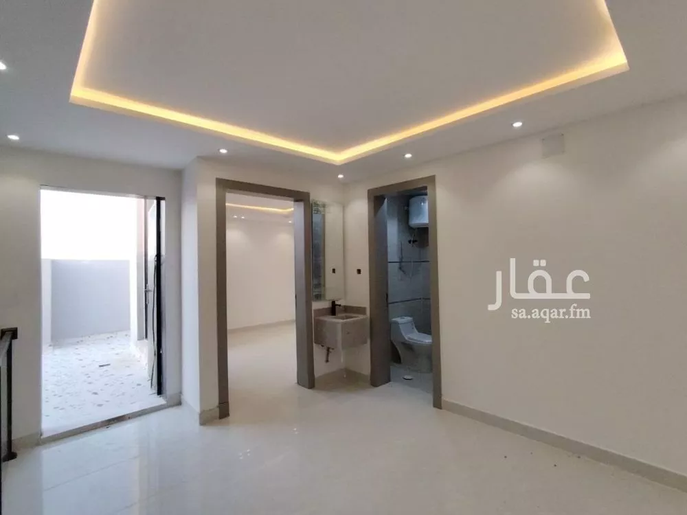 5 bedroom floor in Badr 5