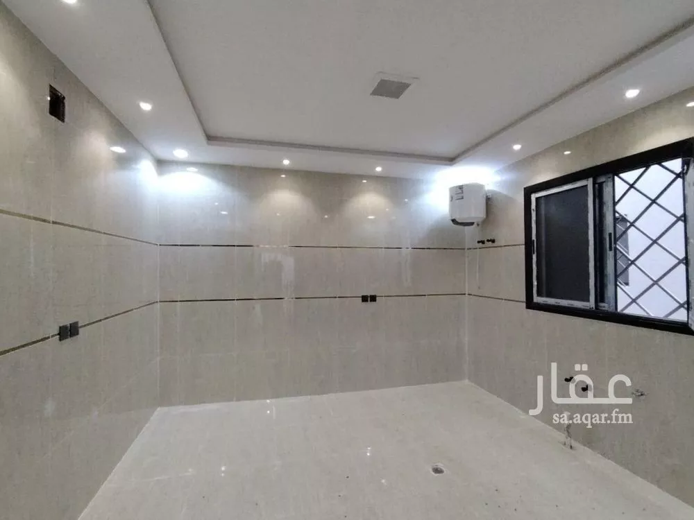 5 bedroom floor in Badr 10