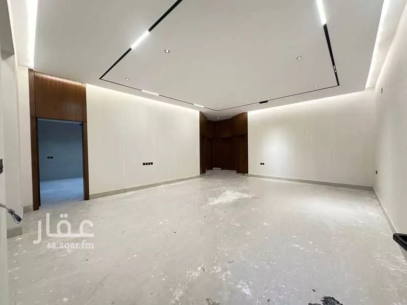 5 bedroom floor in Al Qairawan 5