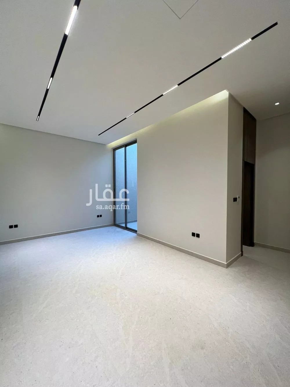 3 bedroom floor in Al Aridh 12
