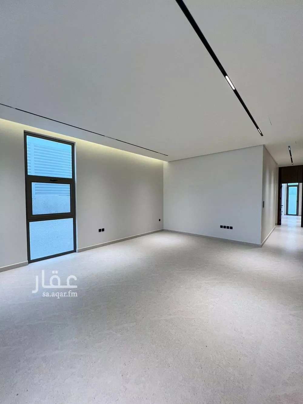 3 bedroom floor in Al Aridh 18
