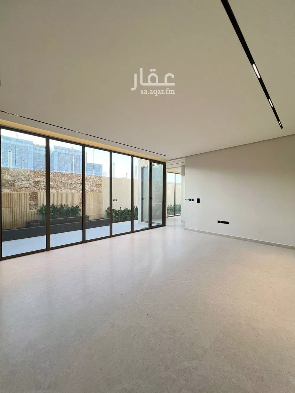 3 bedroom floor in Al Aridh 8