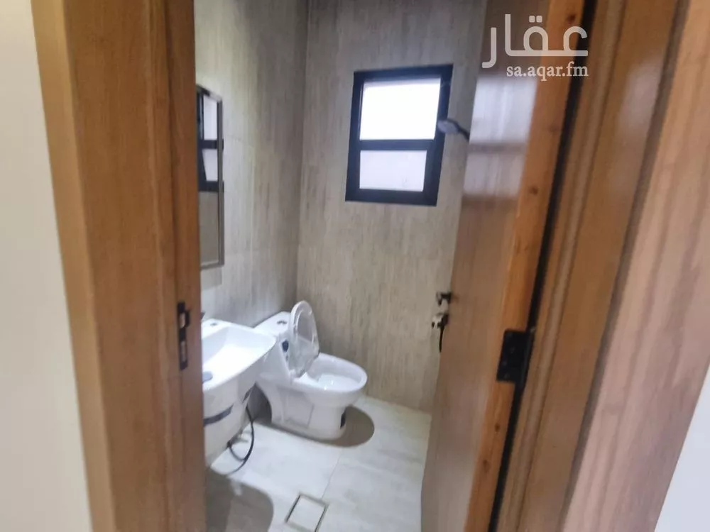 دور 4 غرف في السويدي 6