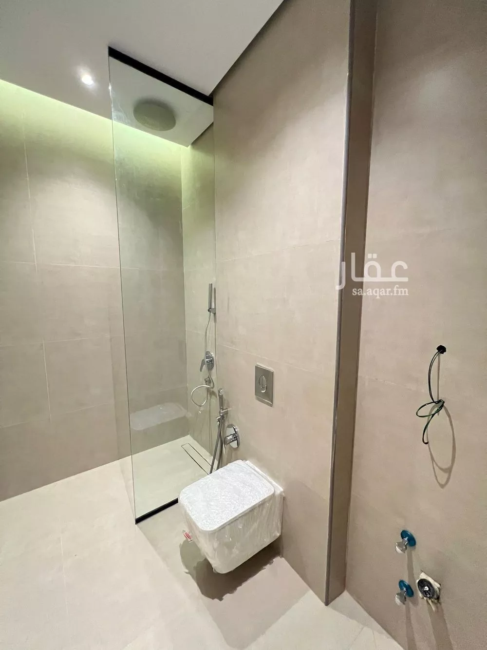3 bedroom floor in Al Narjis 9
