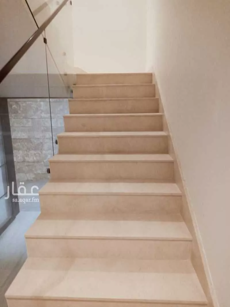 دور 3 غرف في السعادة 22