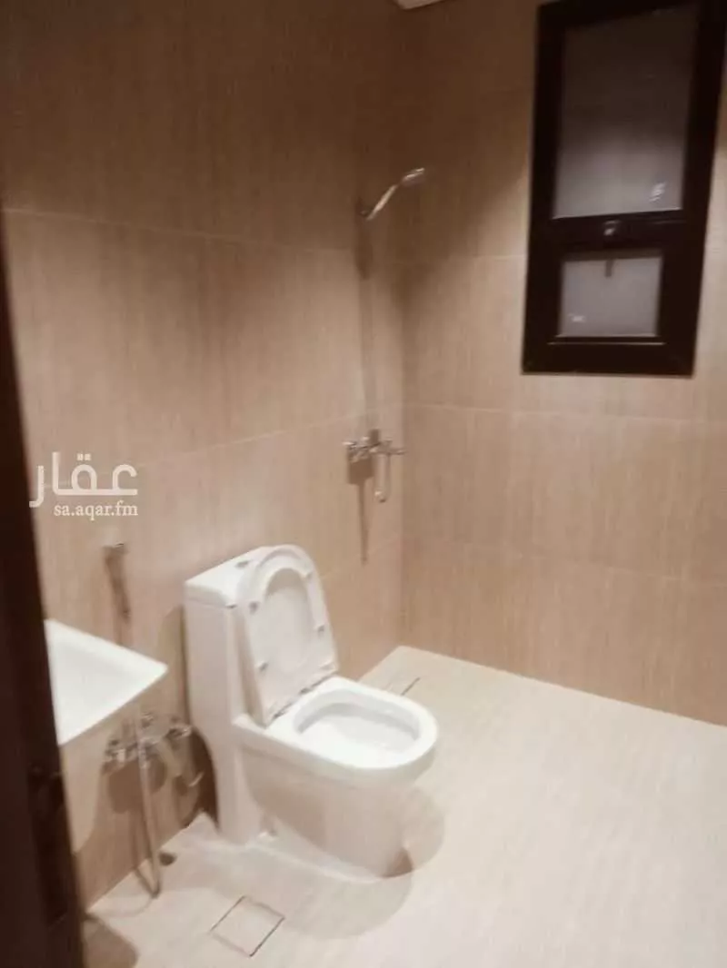دور 3 غرف في السعادة 9