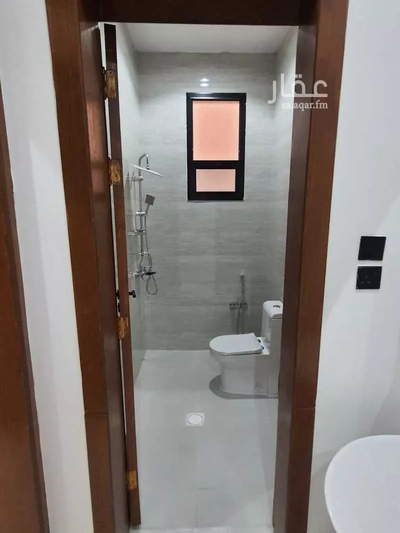 5 bedroom floor in Al Janadriyah 11