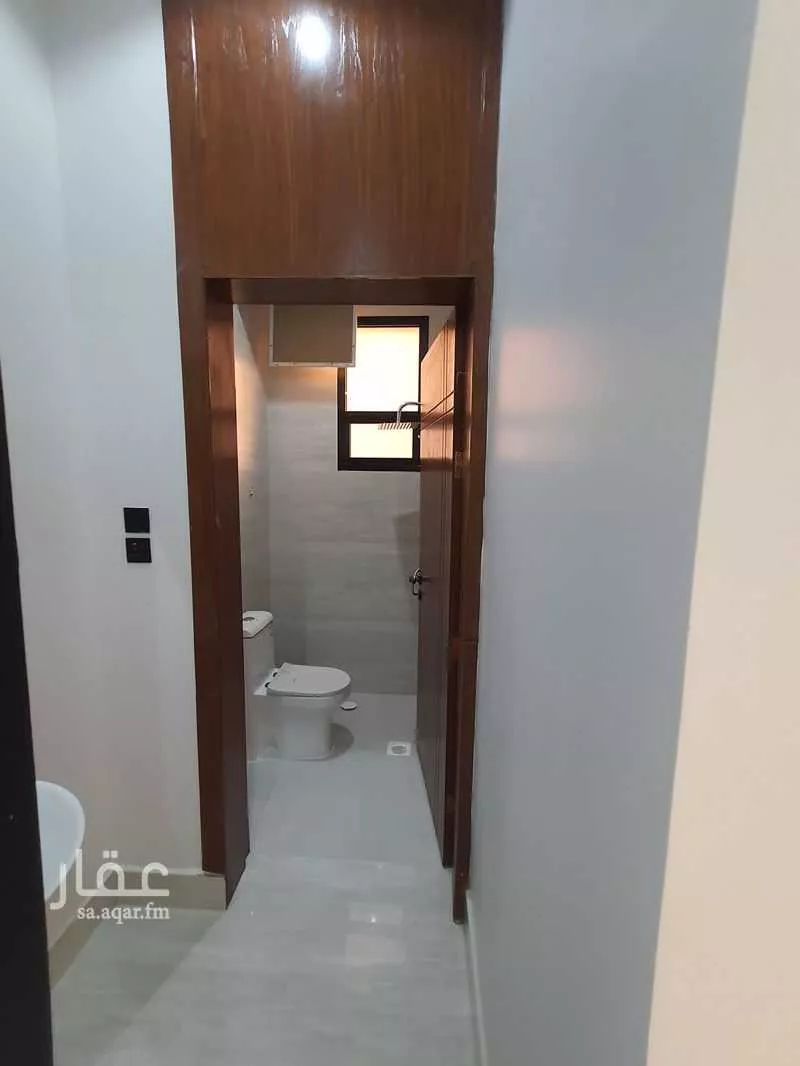 5 bedroom floor in Al Janadriyah 4