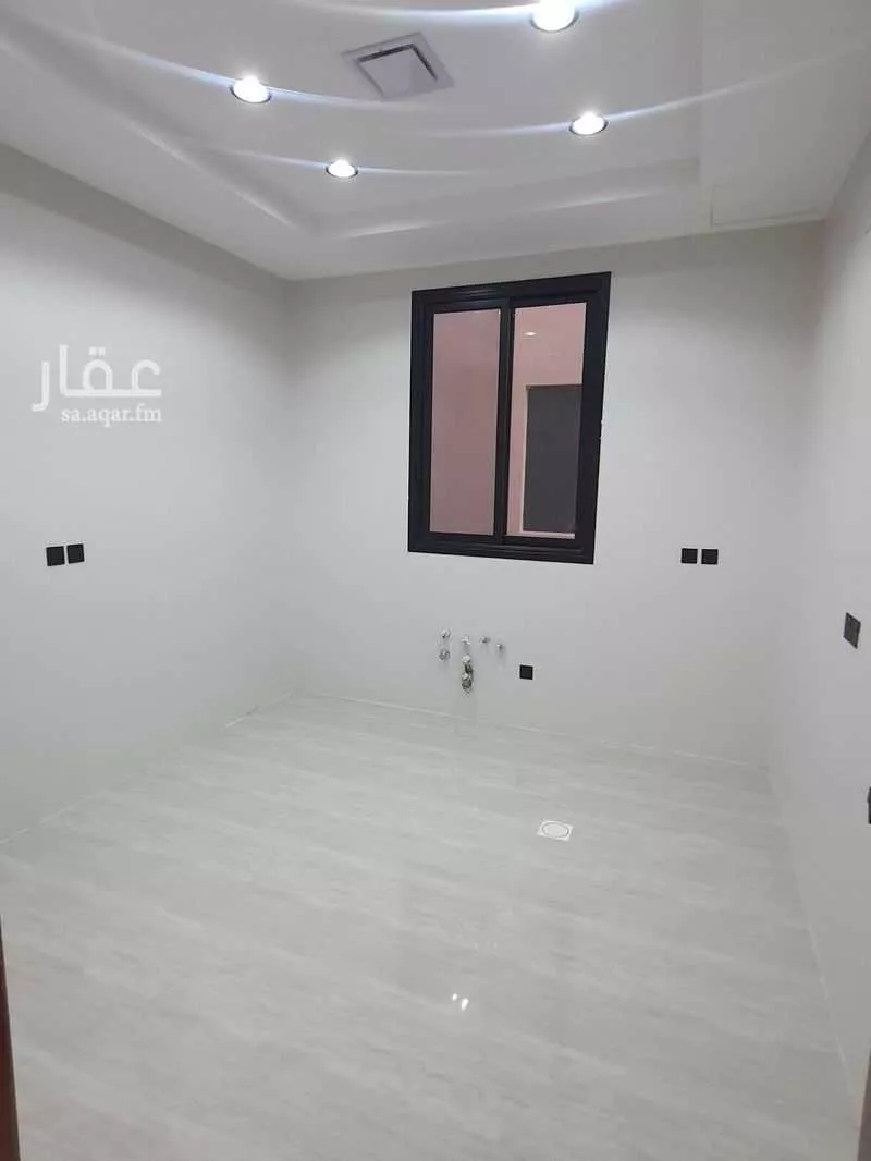 5 bedroom floor in Al Janadriyah 5