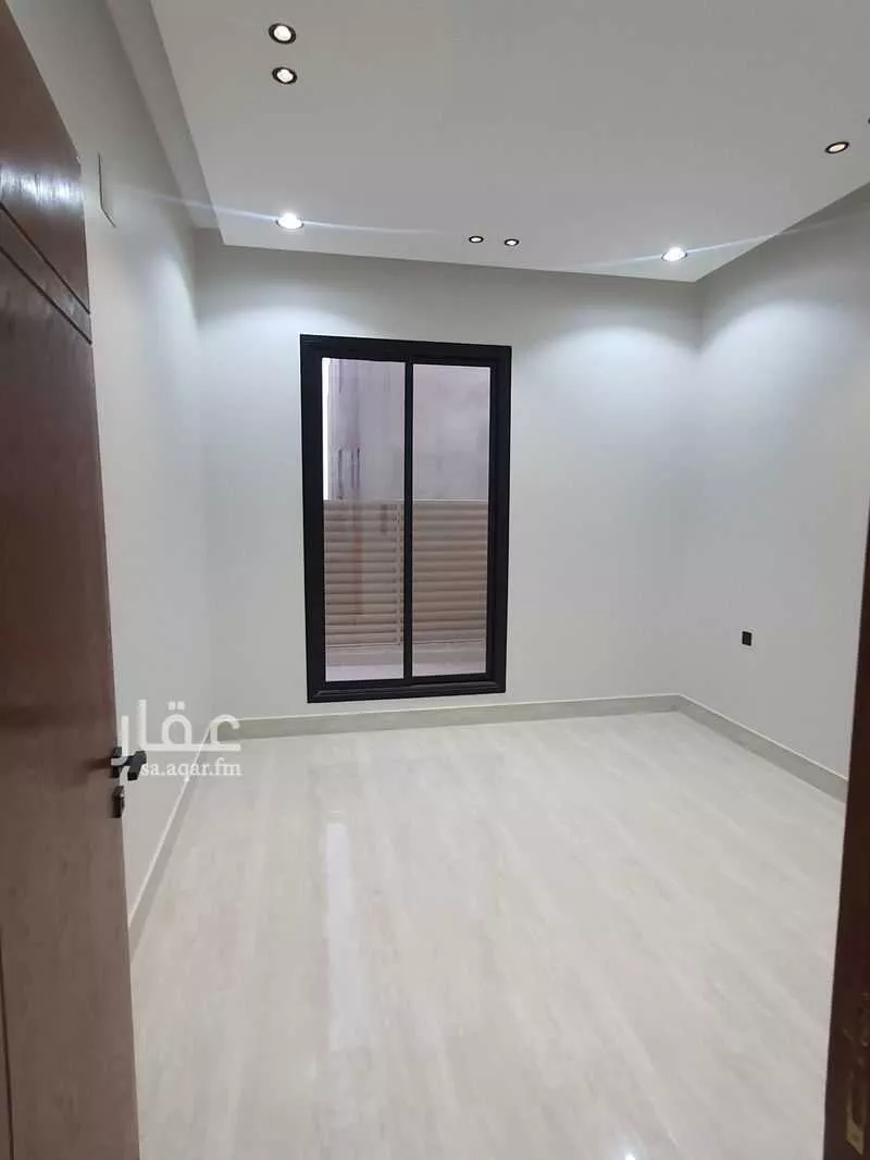 5 bedroom floor in Al Janadriyah 7