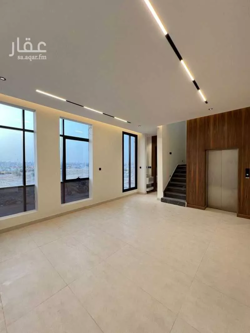 دور 4 غرف في العارض 12