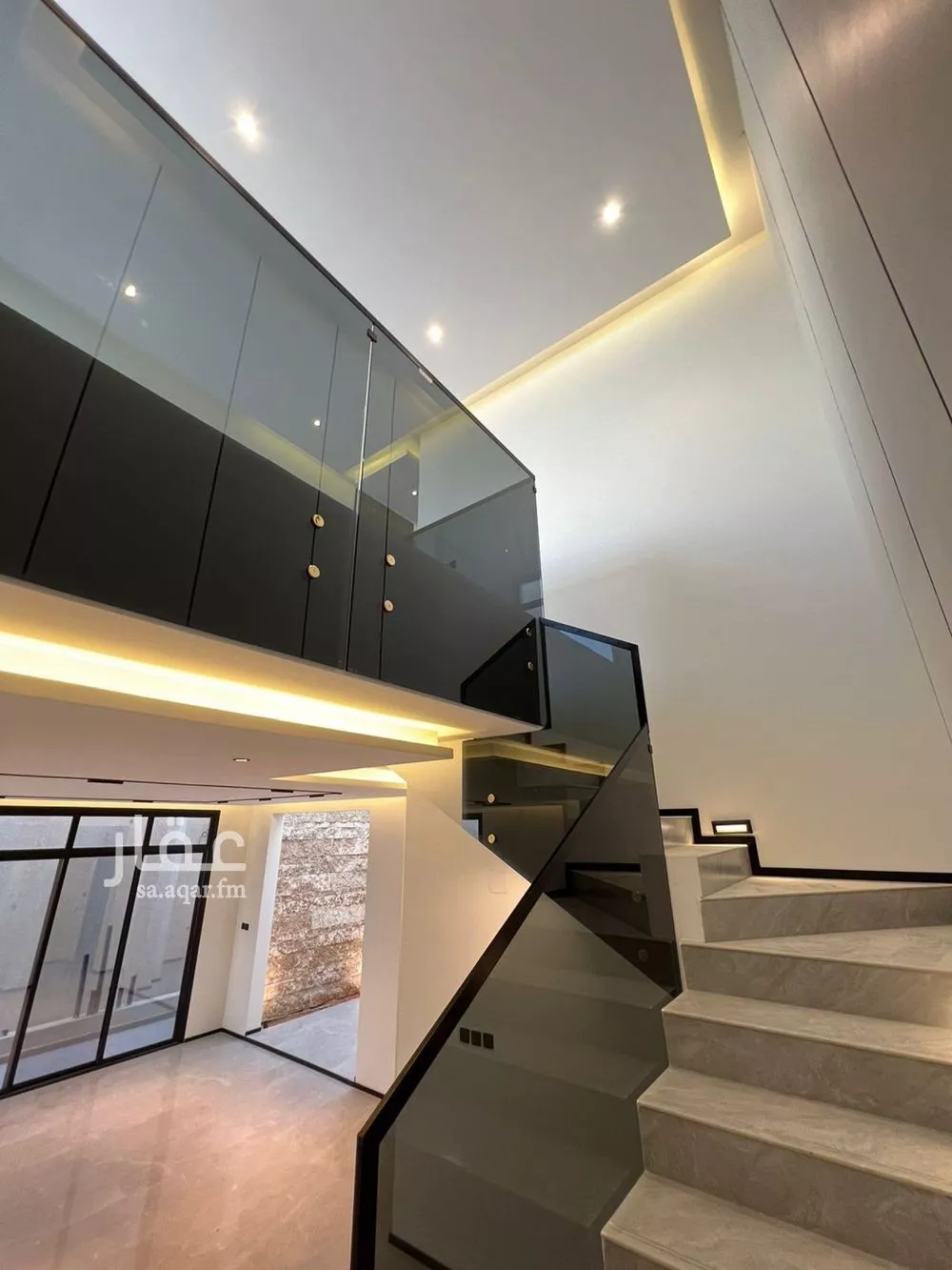 3 bedroom floor in Al Narjis 7