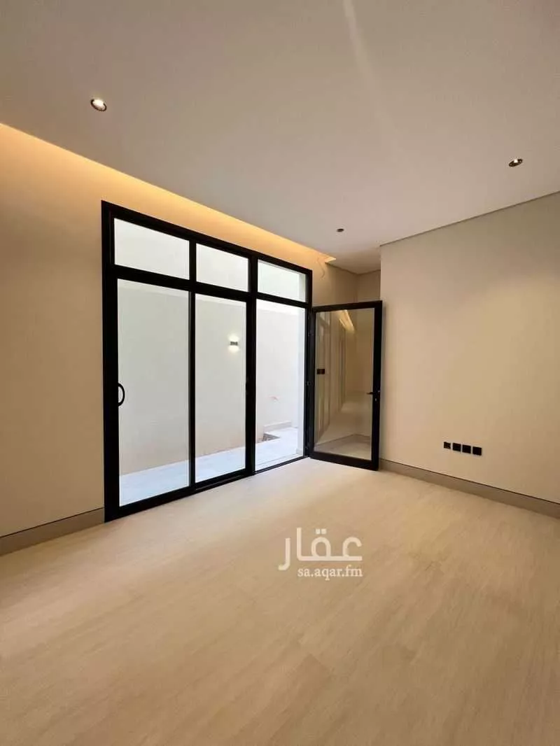 دور 3 غرف في العارض 8