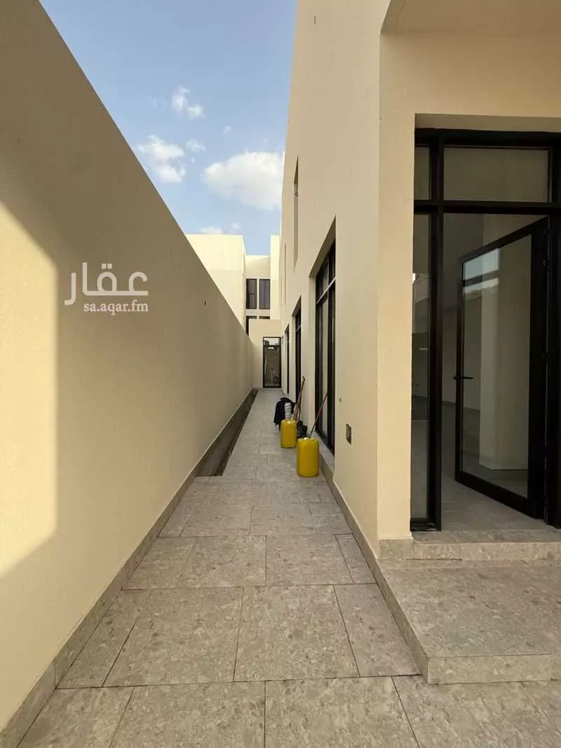 4 bedroom floor in Al Narjis 4