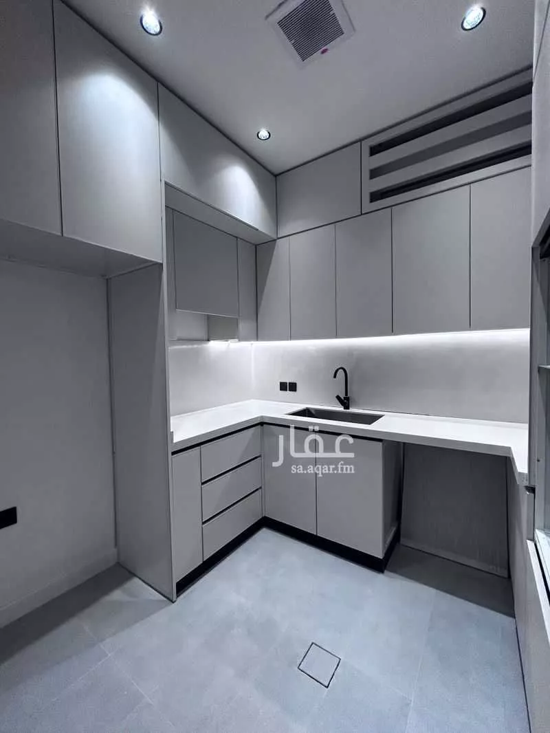 3 bedroom floor in Al Narjis 7