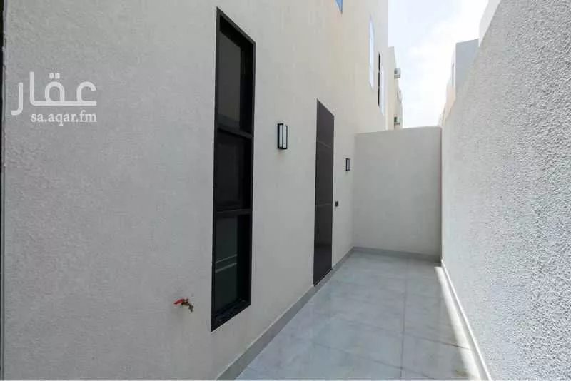 دور 4 غرف في المروج 20