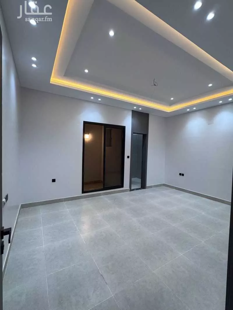 5 bedroom floor in Tuwaiq 8
