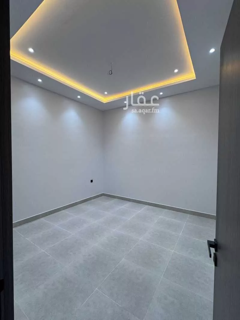 5 bedroom floor in Tuwaiq 10