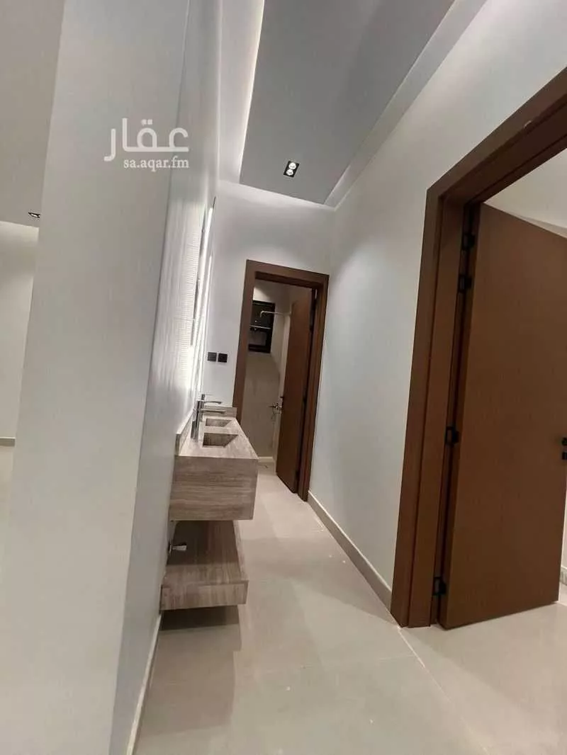 دور 5 غرف في السعادة 6