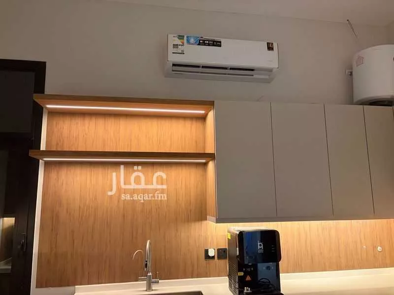 6 bedroom floor in Al Janadriyah 12