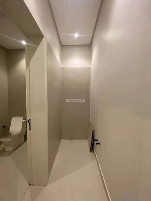 4 bedroom apartment in Al Hazm, Riyadh 8