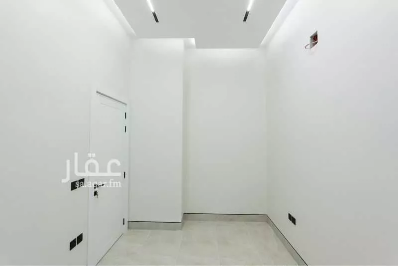 دور 4 غرف في المروج 22