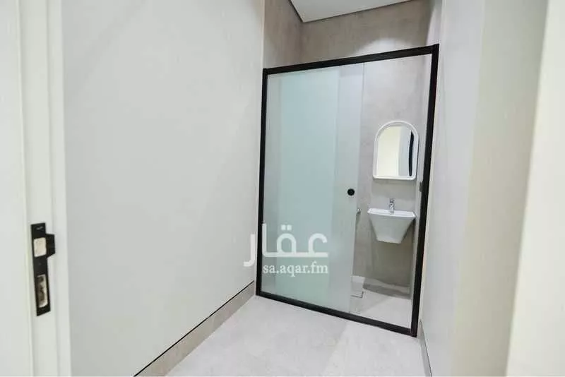 دور 4 غرف في المروج 10