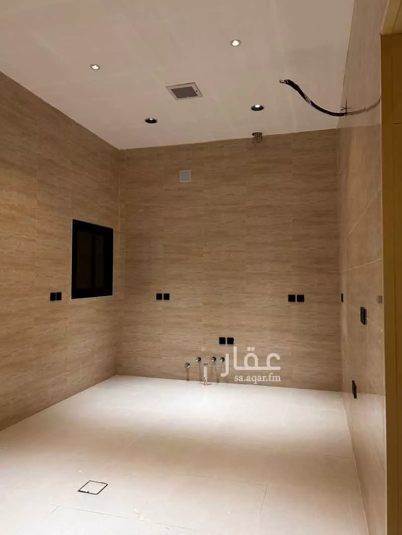 5 bedroom floor in Al Maizilah 13