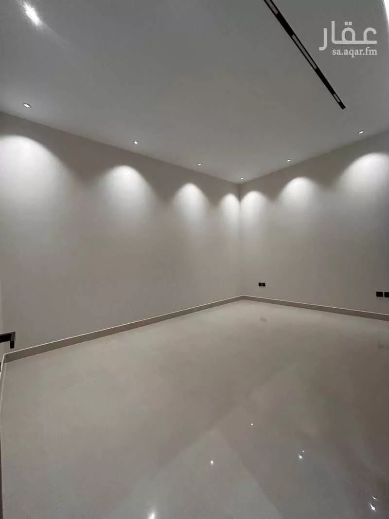5 bedroom floor in Al Maizilah 17